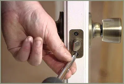 Locksmith Solution Services Bedford, TX 817-357-4960 - 68-44-18
