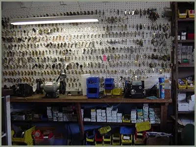 Locksmith Solution Services Bedford, TX 817-357-4960 - 68-44-3