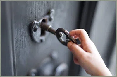 Locksmith Solution Services Bedford, TX 817-357-4960 - 68-44-7