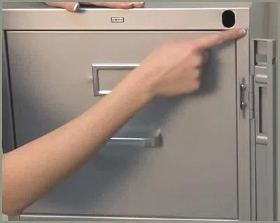 Locksmith Solution Services Bedford, TX 817-357-4960 Locksmith Solution Services Bedford, TX 817-357-4960 - 68-44-9